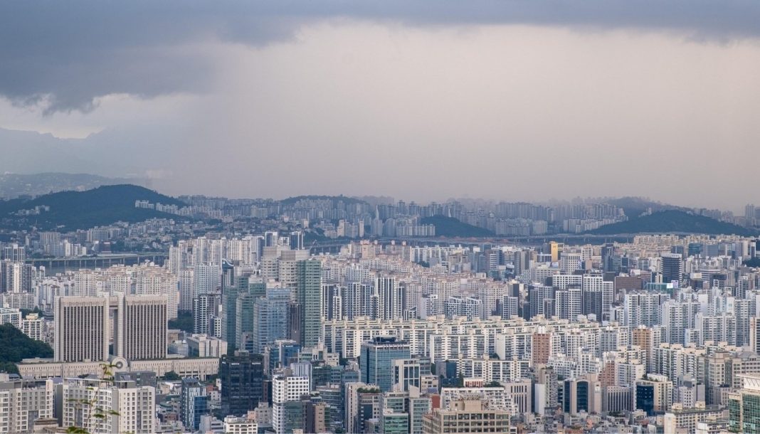 Trust That Bends With Real Estate Deals