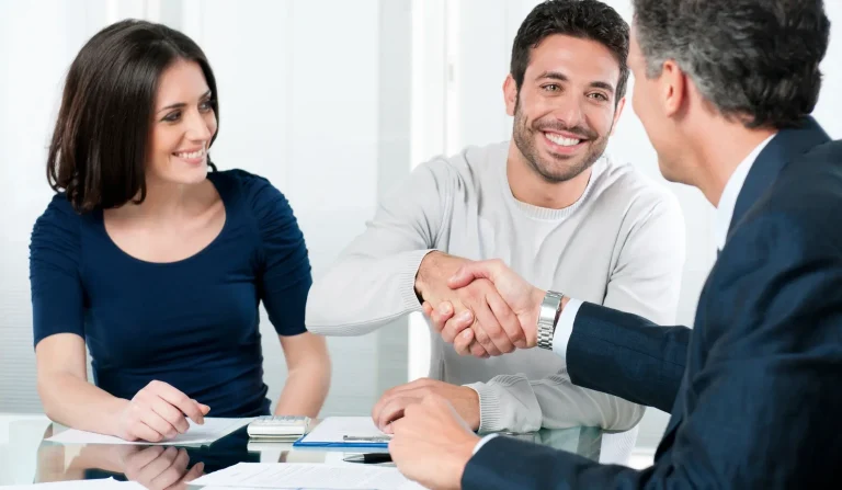 Your guide to finding a trusted Migration agent Gold Coast