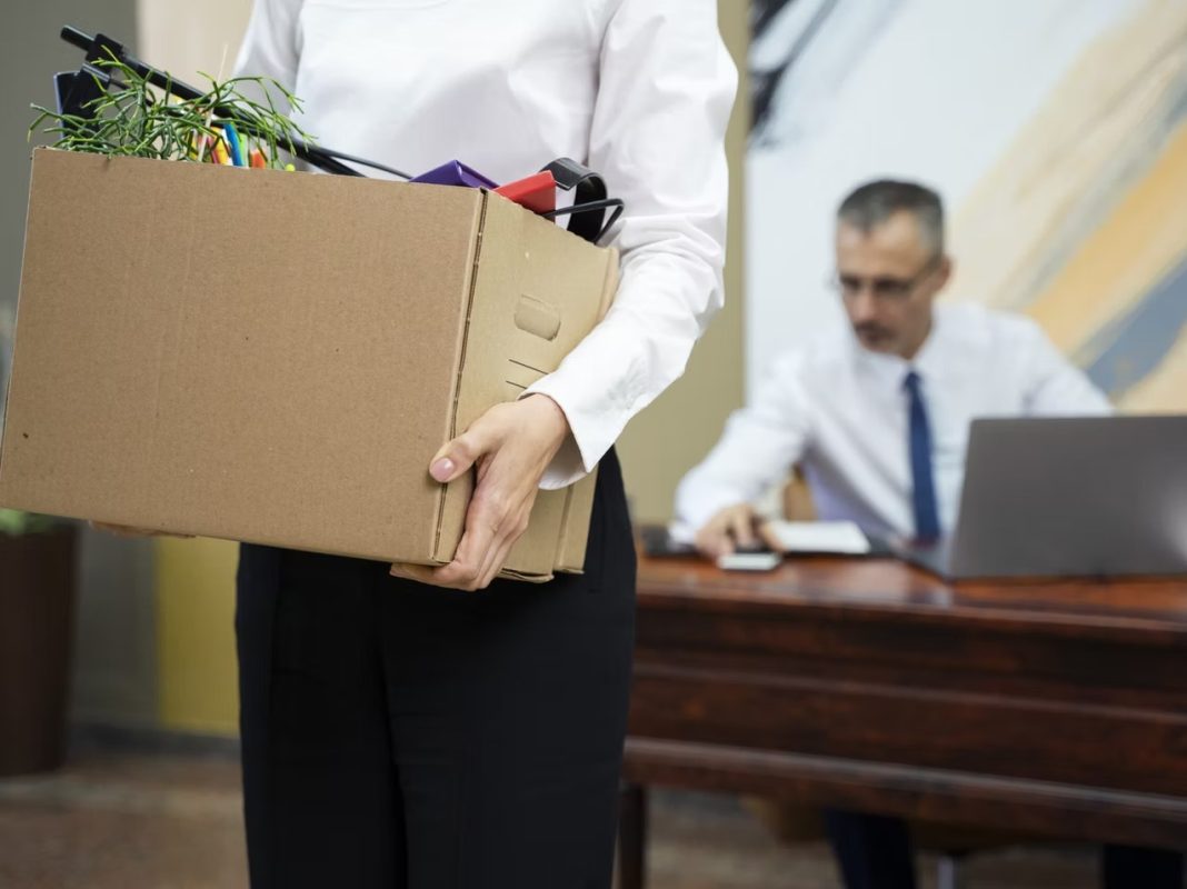 Organise the Move: Smart Services for a Smooth Transition