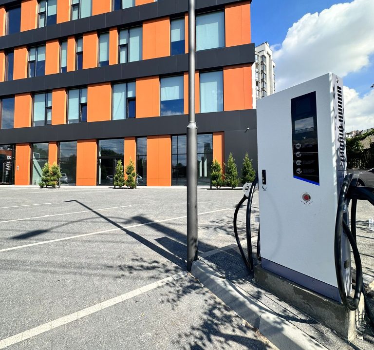 Choosing the Right Partner for Your EV Charging Goals